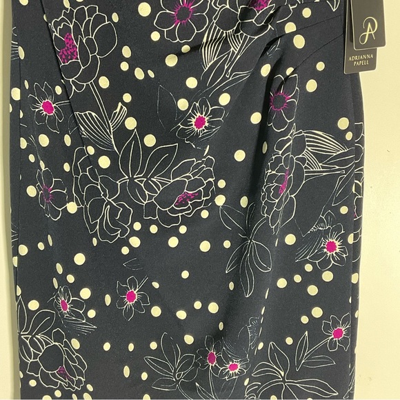 Adrianna Papell Women’s Sleeveless Sheath Floral Dot Print Pleated Dress Size 2. - Picture 10 of 16